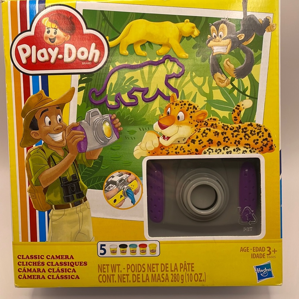 NEW Play Doh Retro Inspired Classic Camera Jungle Animals